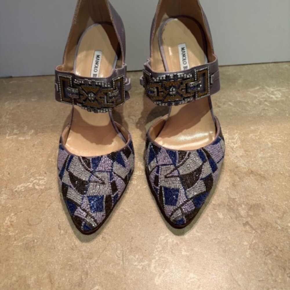 Manolo Blahnik lavender satin beaded pumps